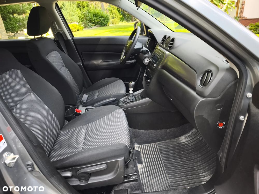 Suzuki Vitara 1.4 Boosterjet Hybrid Comfort "SHINKAI" - 9