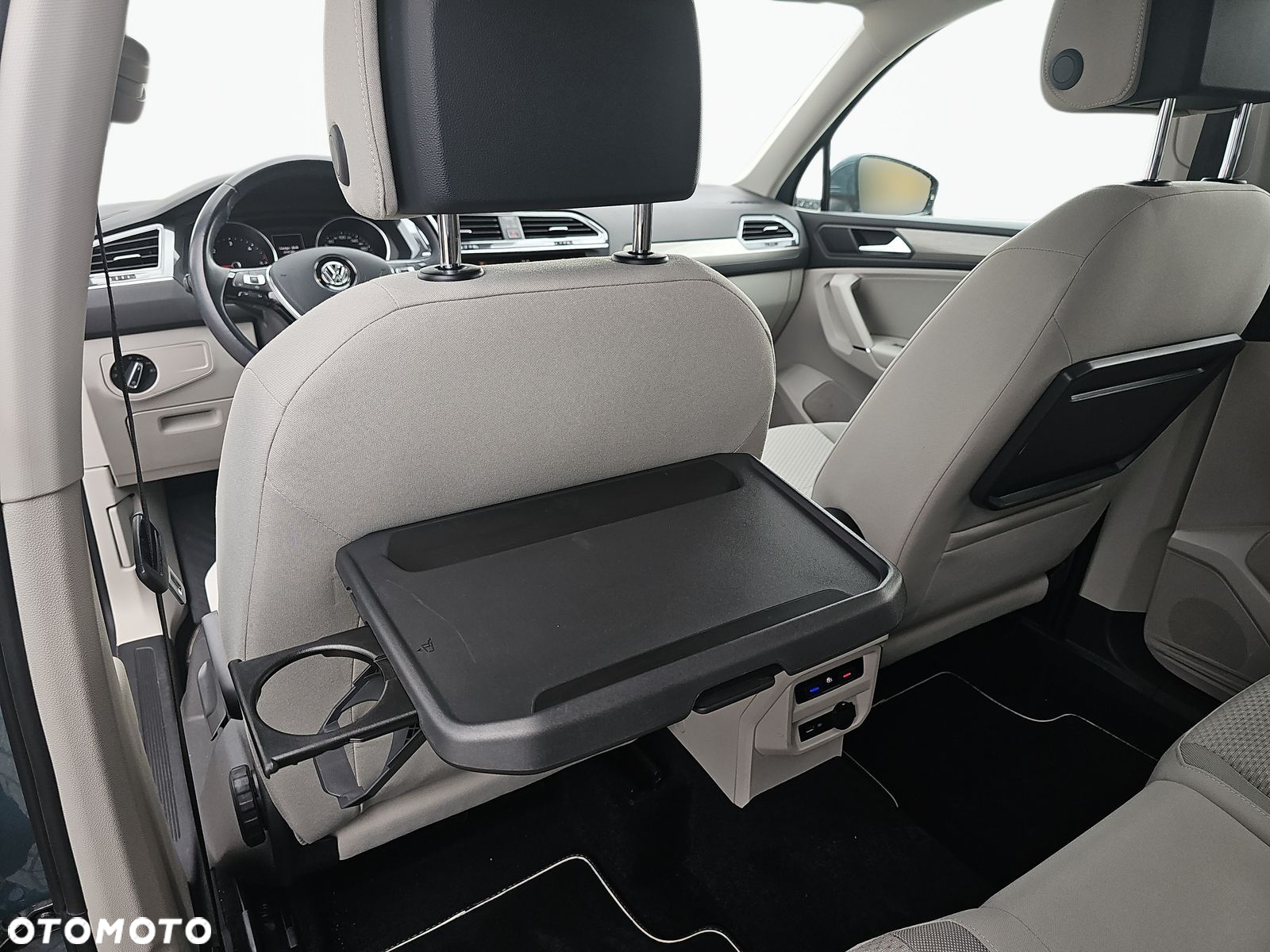 Volkswagen Tiguan Allspace 2.0 TDI SCR Comfortline - 14