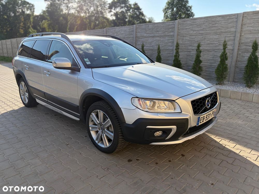 Volvo XC 70 D5 AWD Summum - 1
