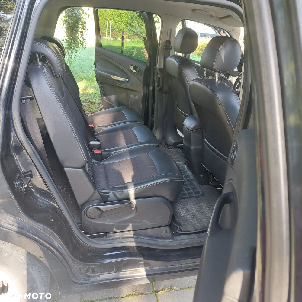 Ford S-Max 2011 photo 5