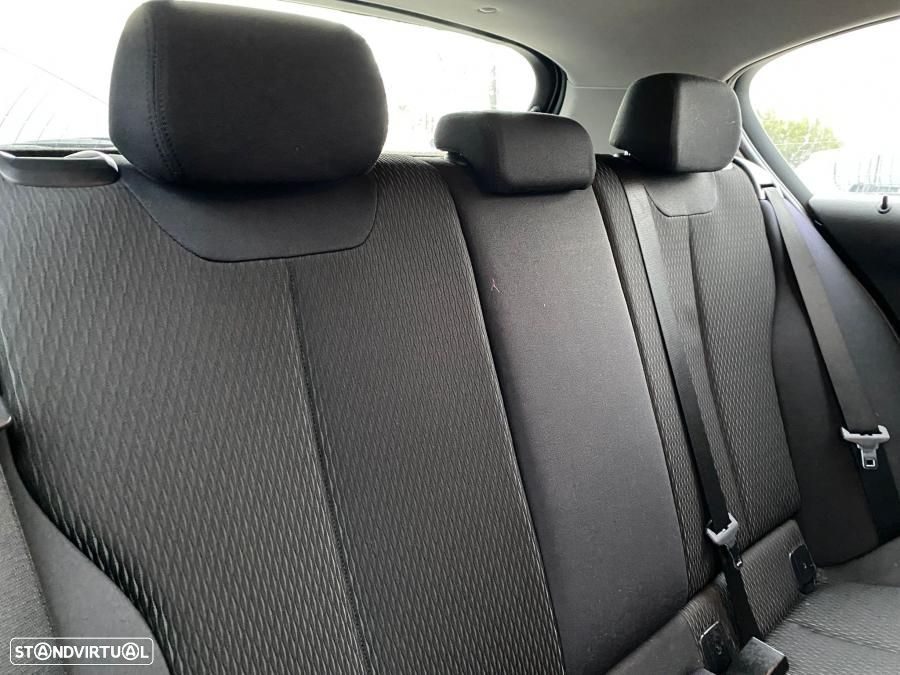 BMW 116 d EfficientDynamics - 6