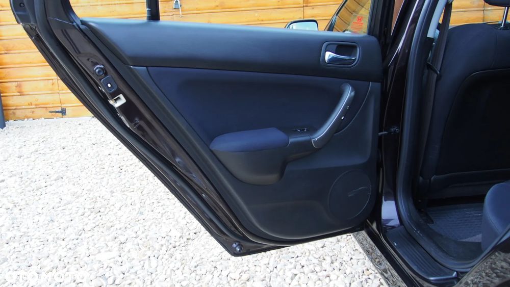 Honda Accord 2.0 Comfort - 30