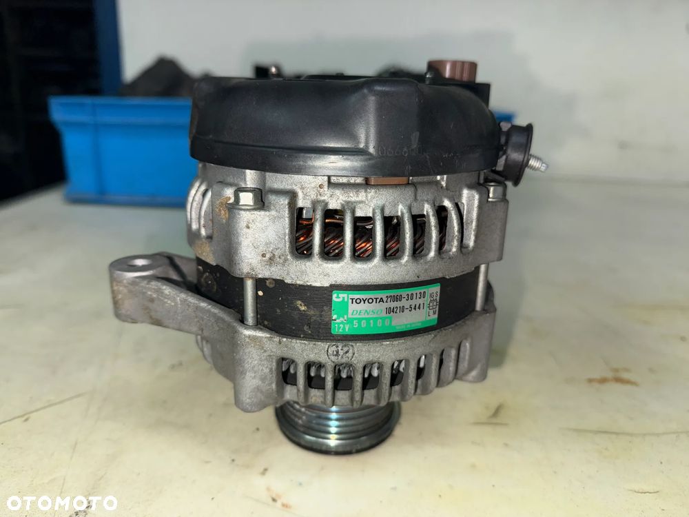 Alternator Toyota Land Cruiser 150 27060-30130 - ORYGINALNE - 1