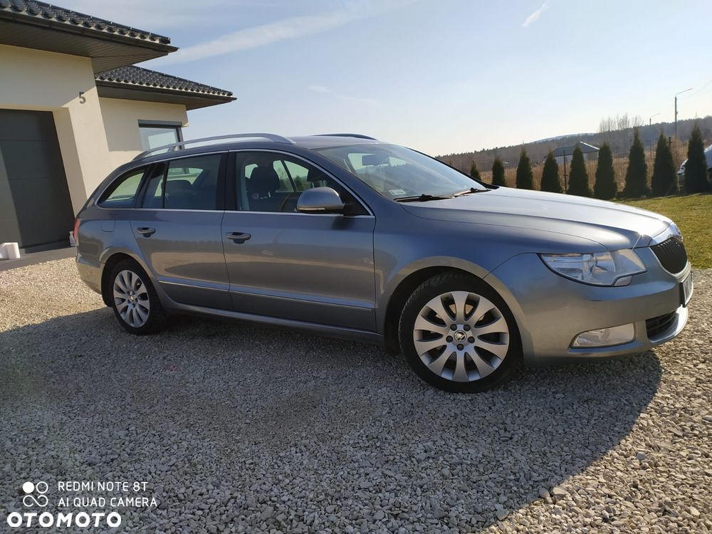 Skoda Superb 2.0 TDI DSG Comfort - 1