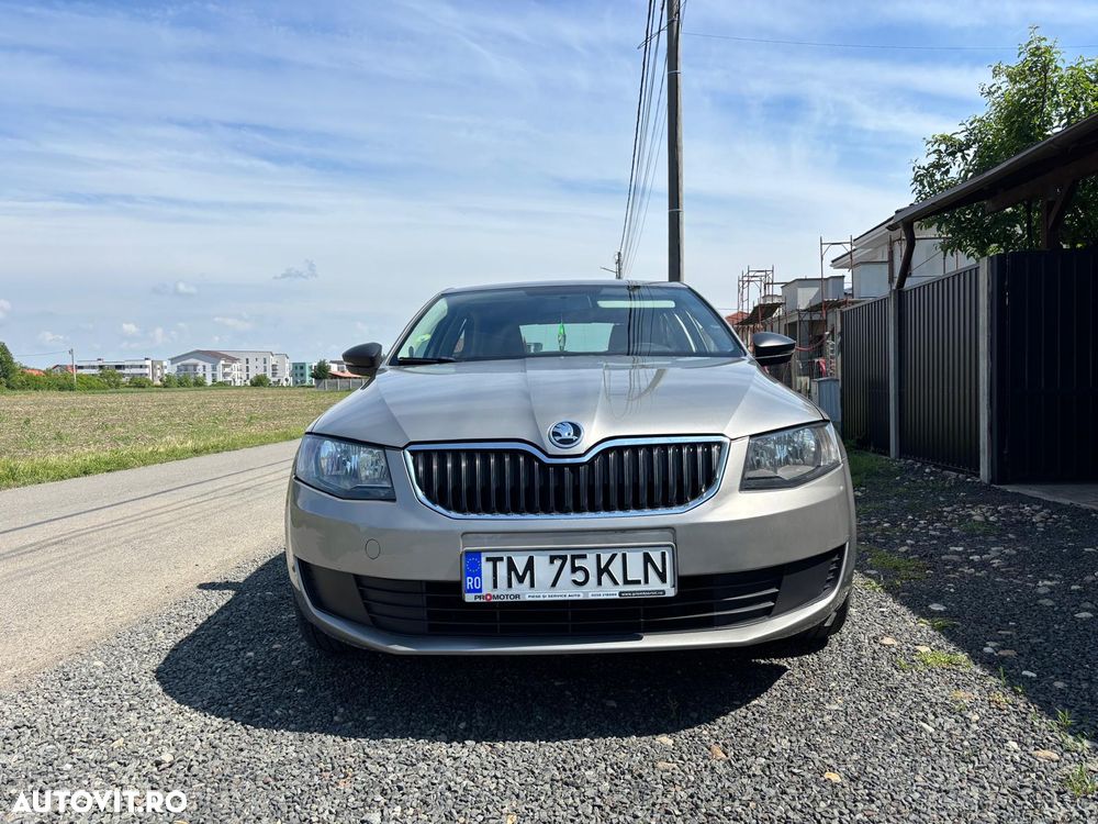 Skoda Octavia 1.6 TDI STYLE - 2