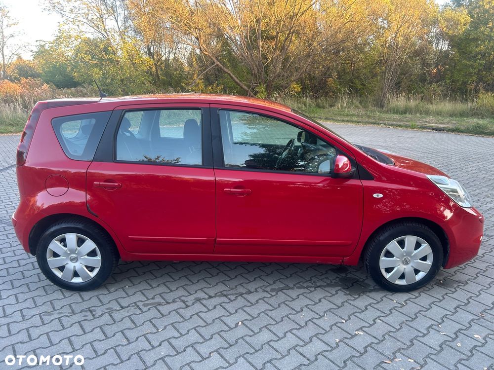 Nissan Note 2009 photo 4