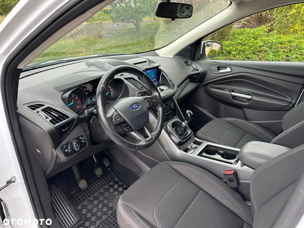 Ford Kuga 1.5 EcoBoost FWD Titanium ASS - 8