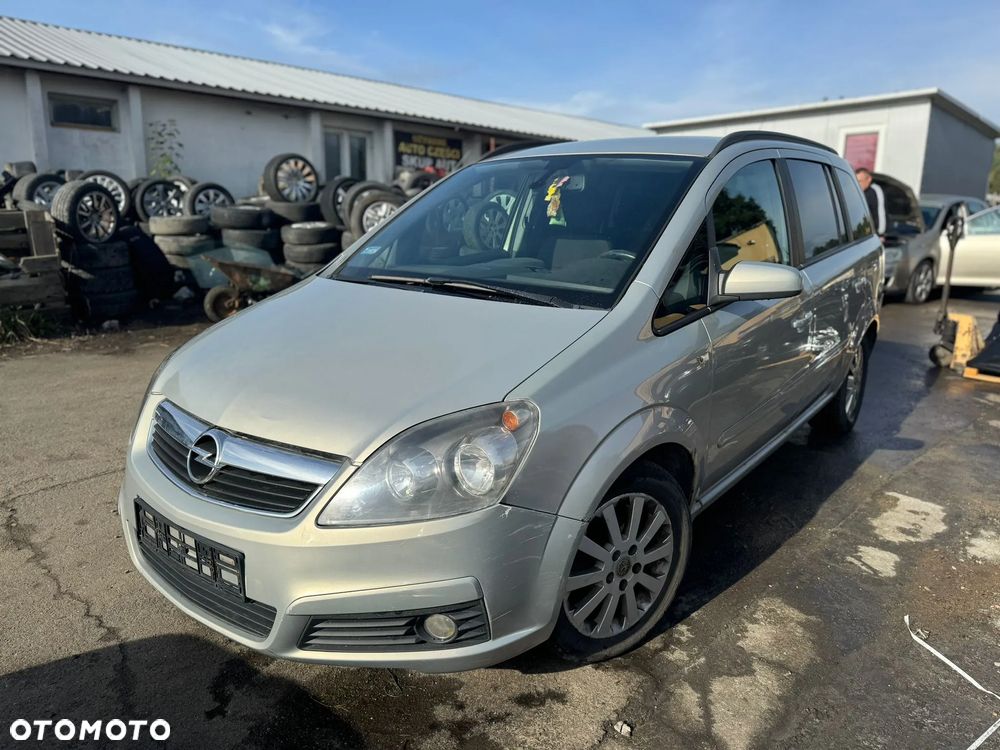 OPEL ZAFIRA B MASKA POKRYWA SILNIKA 167 - 15