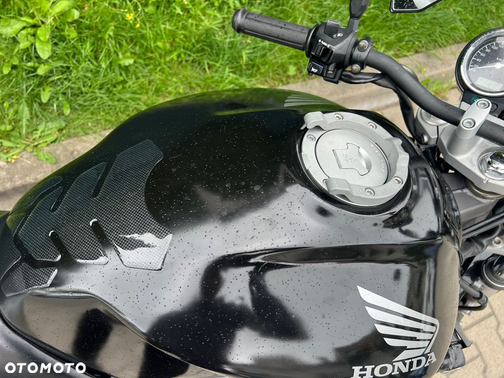 Honda Hornet - 19
