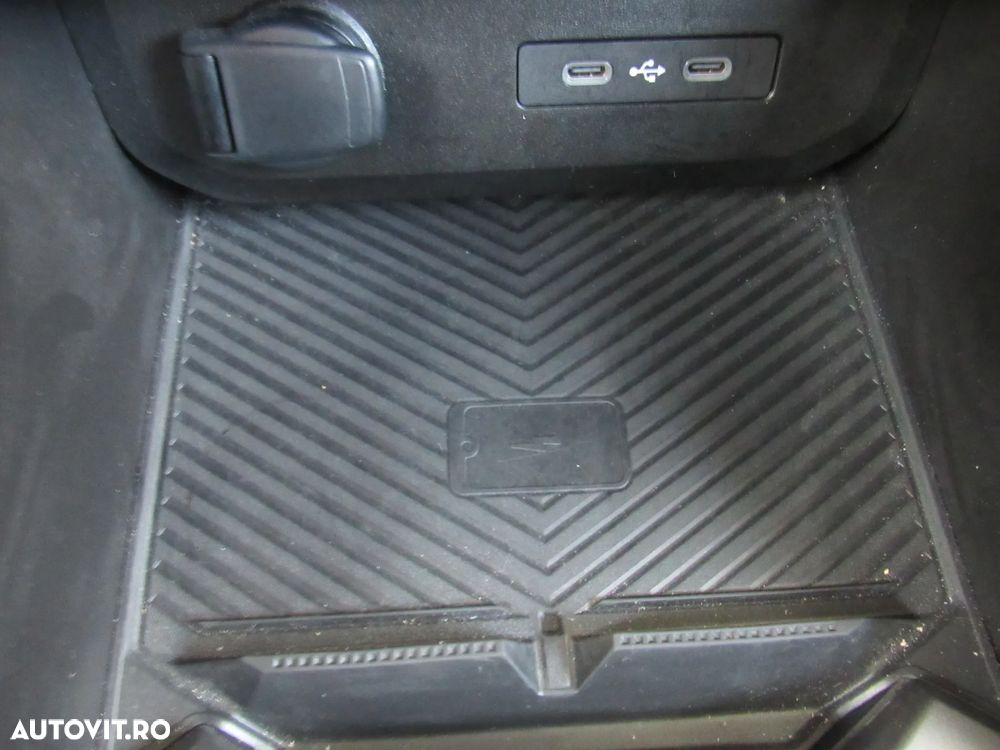 Dacia Duster 140 Journey - 31