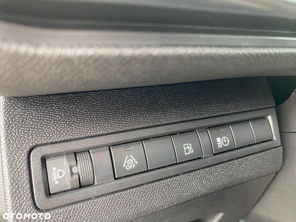 Peugeot 3008 1.6 PureTech Hybrid PHEV Allure Pack S&S EAT8 - 36