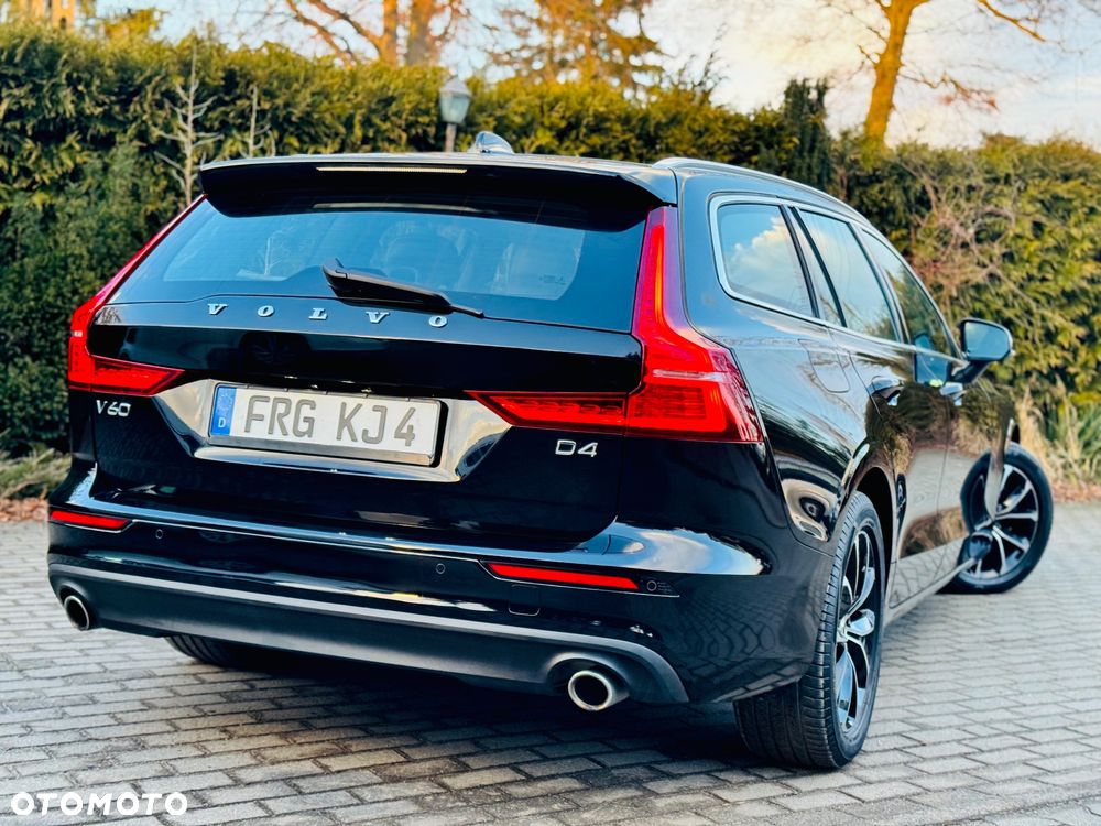 Volvo V60 D4 Geartronic Momentum Pro - 21