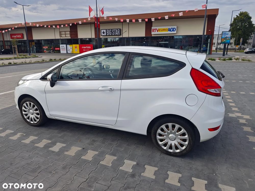 Ford Fiesta - 4