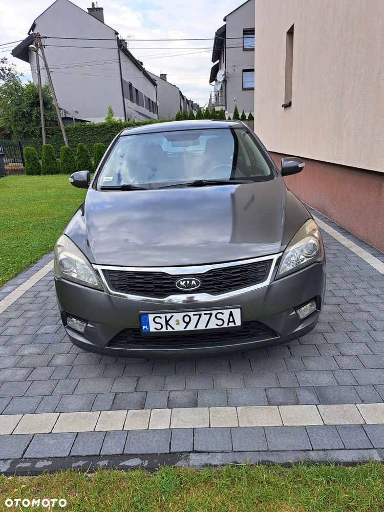 Kia Ceed - 2