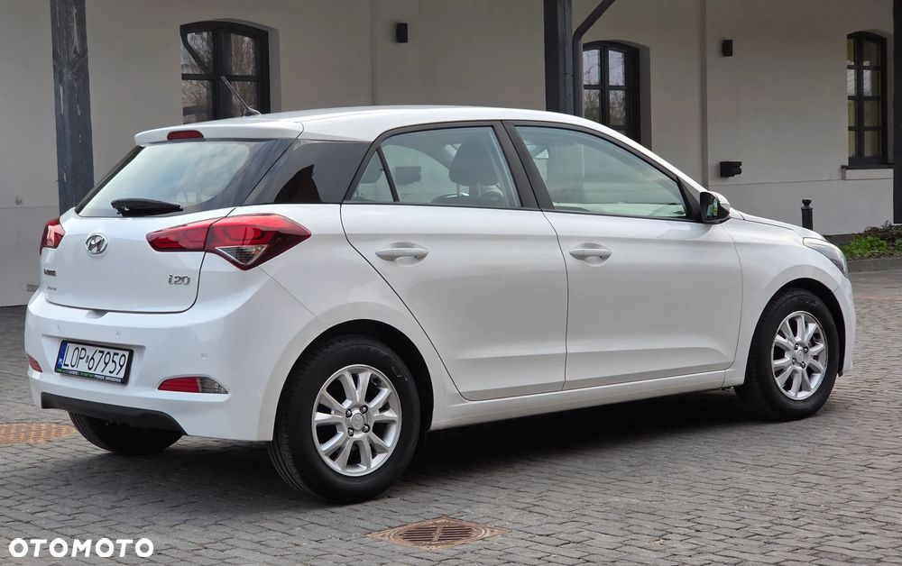 Hyundai i20 1.4 - 6