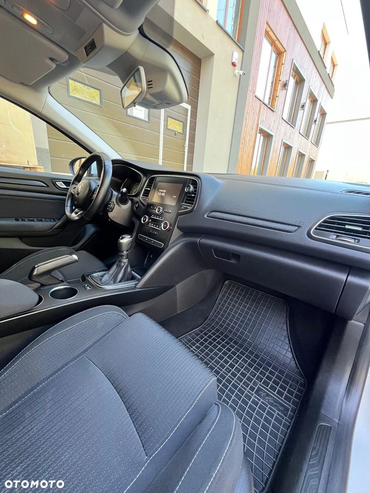 Renault Megane 1.5 dCi Zen - 11