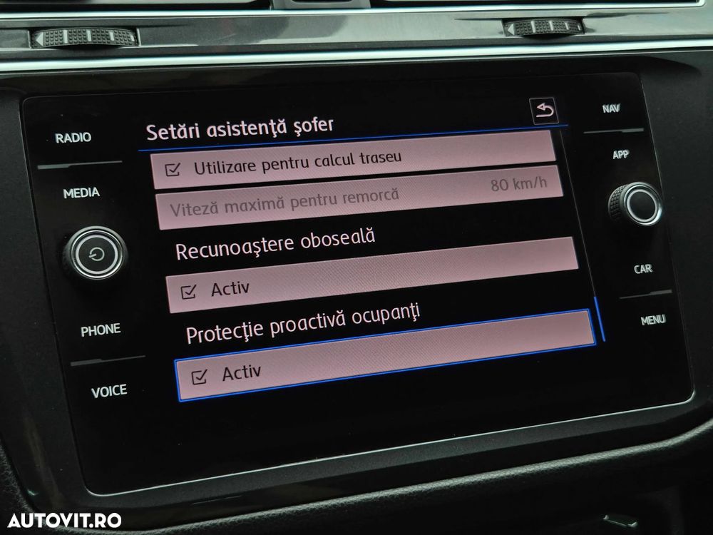 Volkswagen Tiguan 2.0 TDI SCR DSG IQ.DRIVE - 16