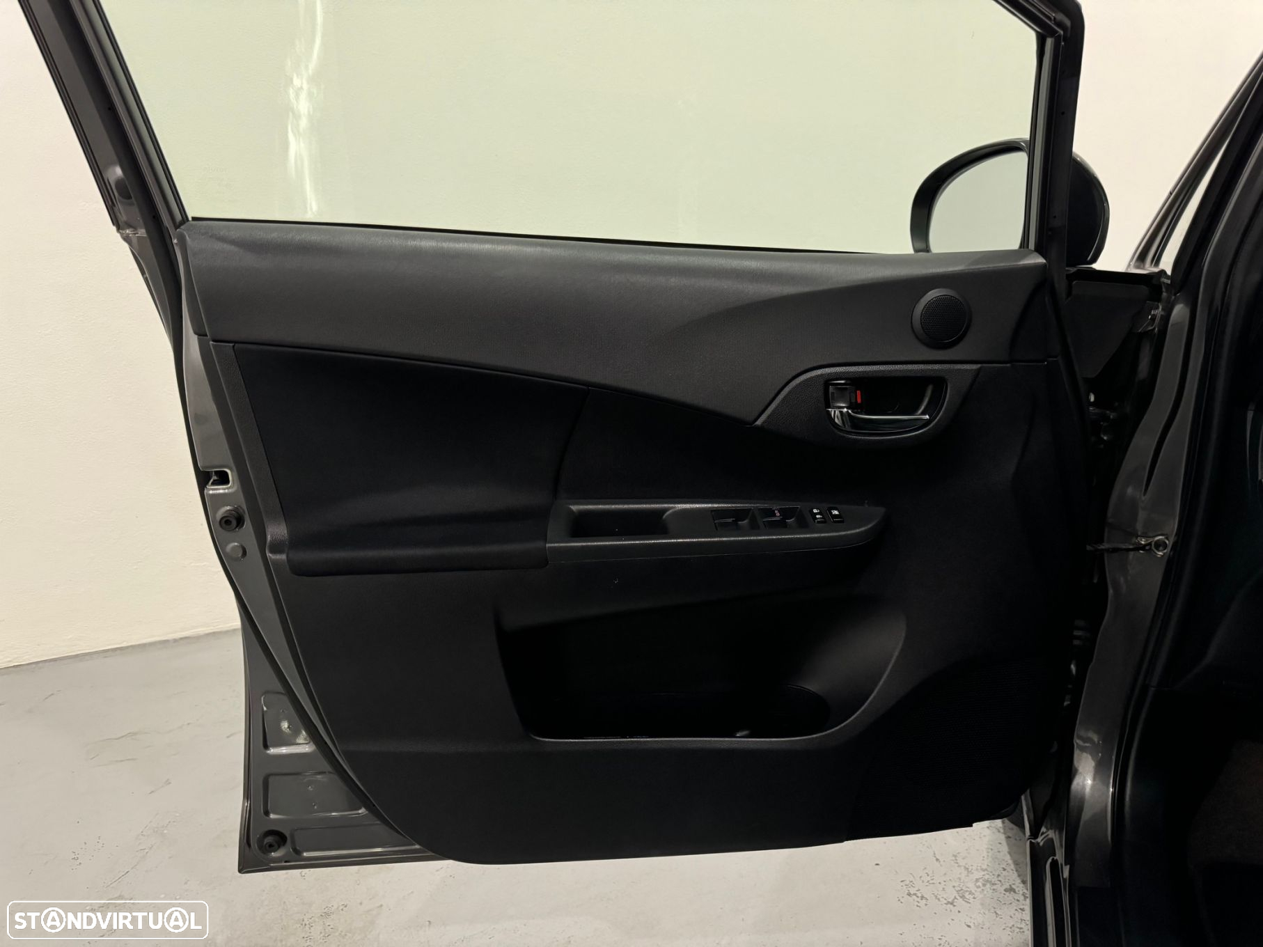 Toyota Verso-S 1.4 D-4D Exclusive - 47