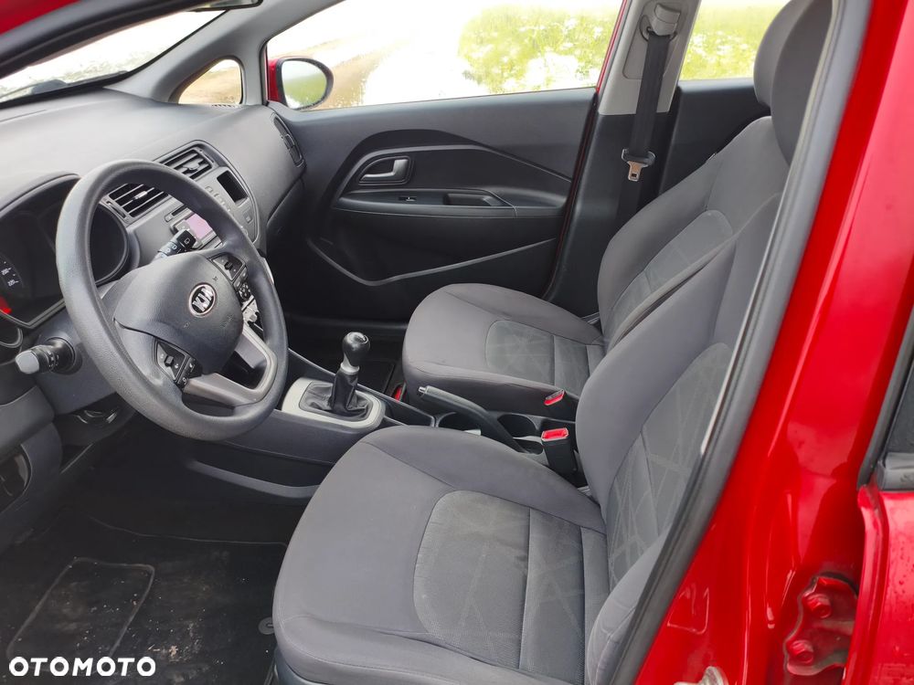 Kia Rio 1.2 Attract - 9