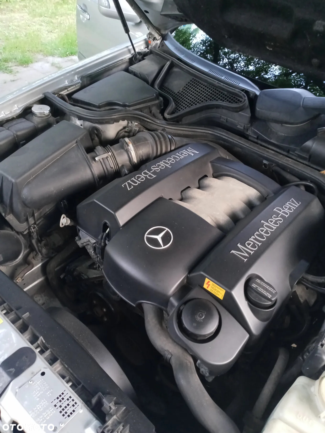 Mercedes-Benz Klasa E 320 T 4 Matic Avantgarde - 2