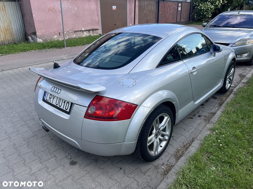 Audi TT Coupé - 5