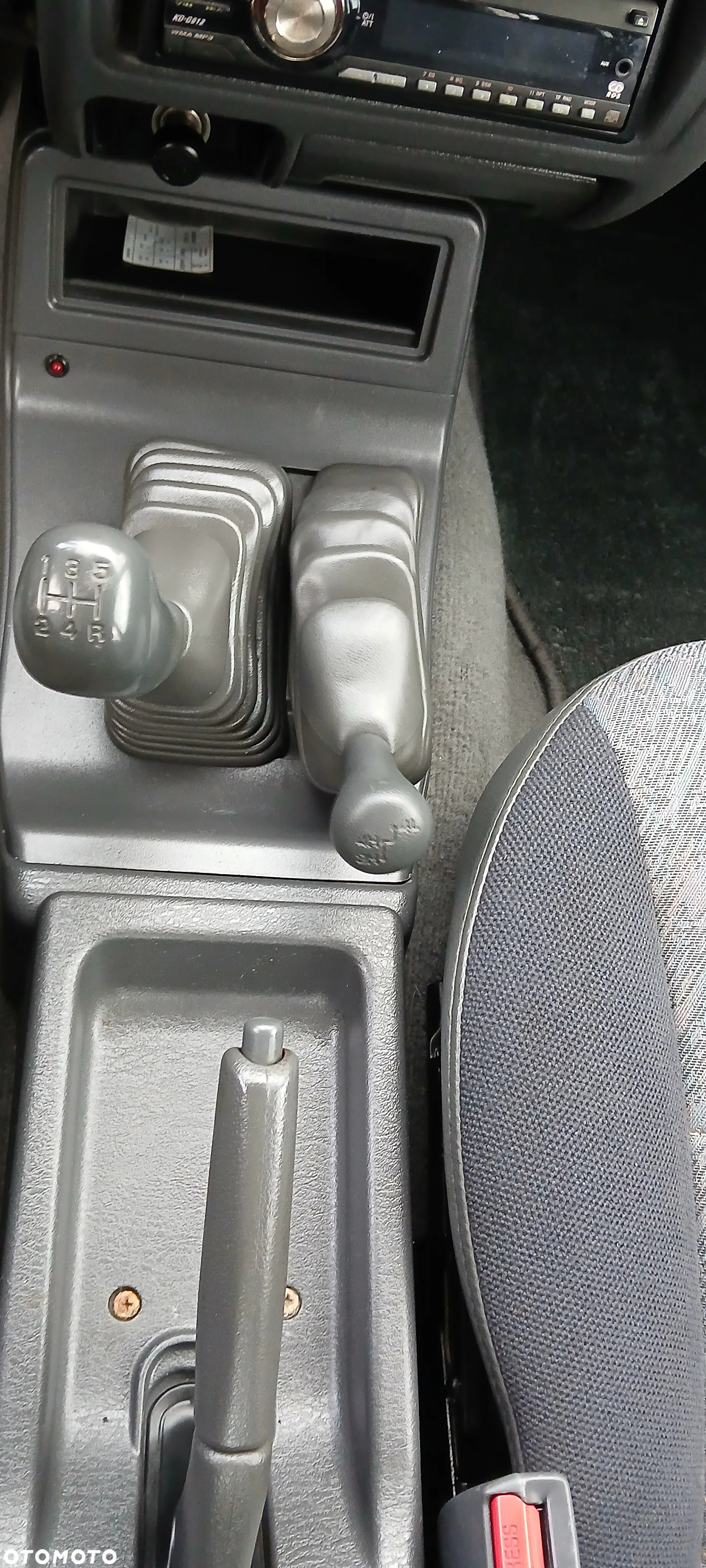 Mitsubishi L200 2.5 TDI GL 4WD DoubleCab - 18