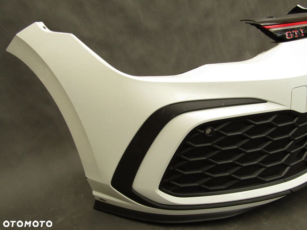 Zderzak przedni VW Golf 8 GTI 20 - 23 Pdc-4 Lakier LC9A - 12