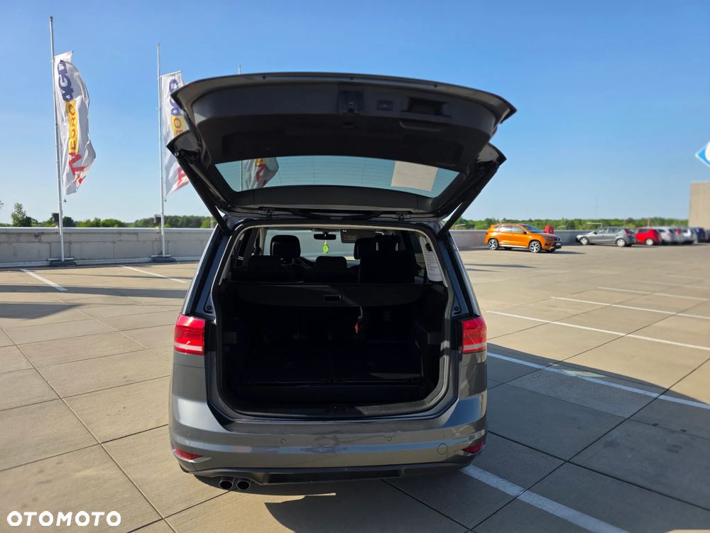 Volkswagen Touran 1.4 TSI BMT Highline - 14