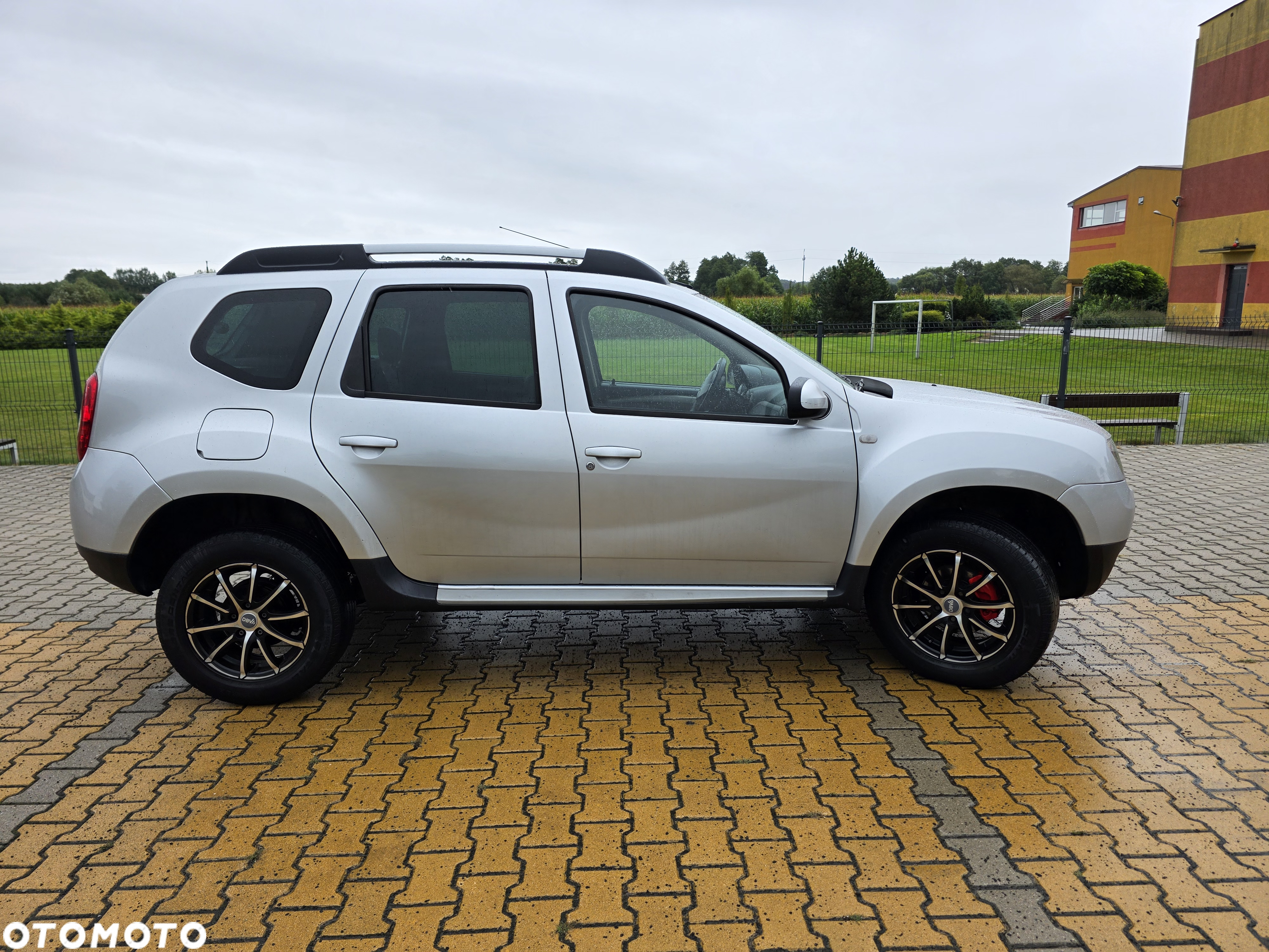 Dacia Duster 1.6 SCe Ambiance S&S - 5