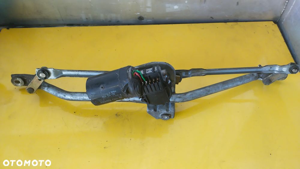 Mechanizm wycieraczek silniczek VW Passat B5  8D1955113A - 1