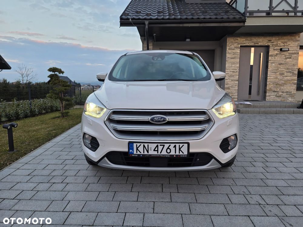 Ford Kuga 2.0 TDCi 4x4 Titanium - 9