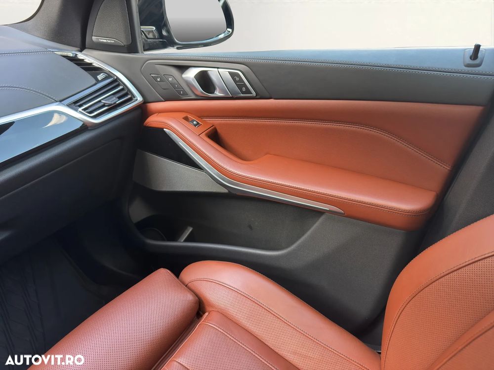 BMW X5 M 2020 — imagine 17