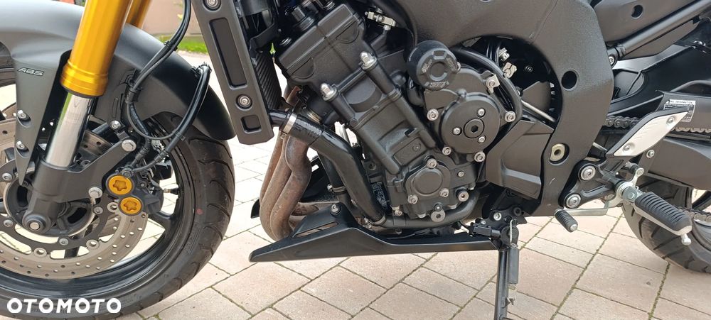 Yamaha FZ8 - 36