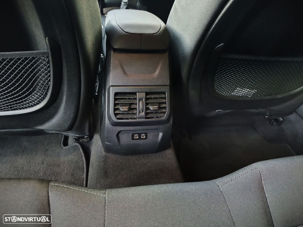 BMW 116 i Line Luxury - 21