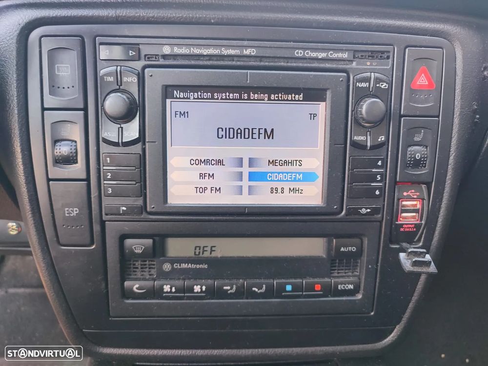 VW Passat Variant 1.9 TDi Comfortline Family - 10