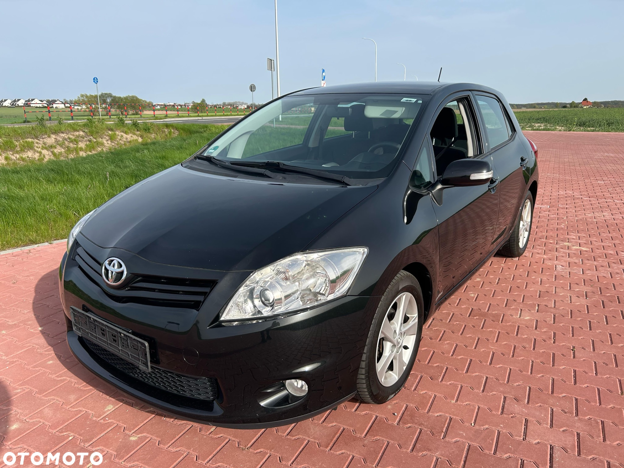 Toyota Auris 1.4 D-4D - 3