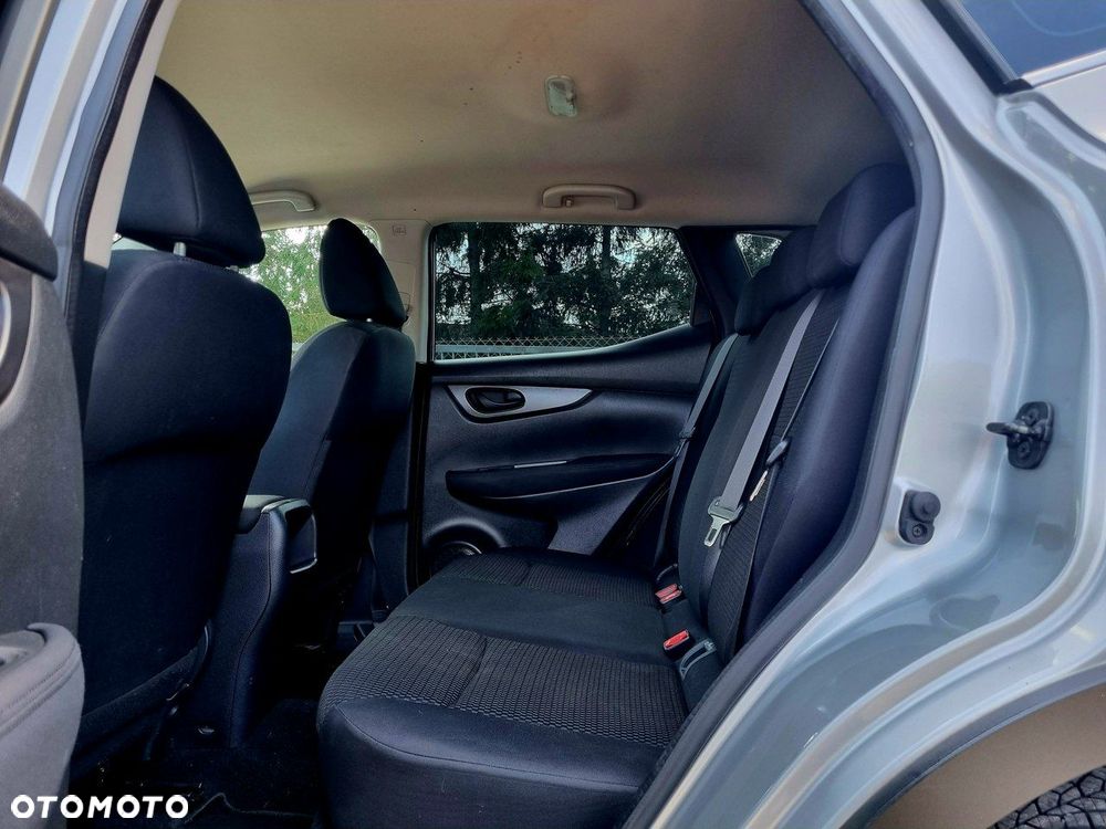 Nissan Qashqai 1.2 DIG-T Visia - 10