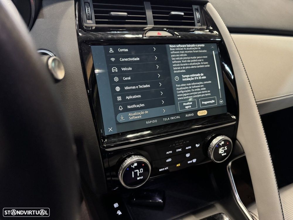 Jaguar E-Pace 1.5 P300e R-Dynamic HSE AWD Aut. - 40