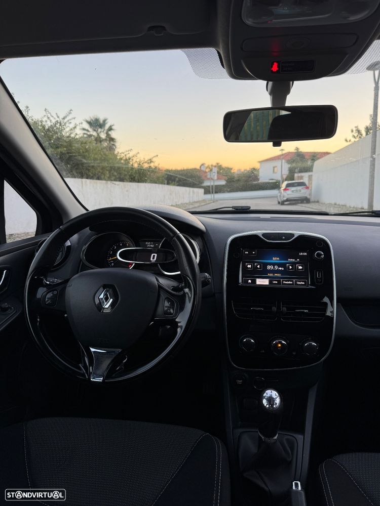 Renault Clio 1.5 dCi 75 Expression - 8