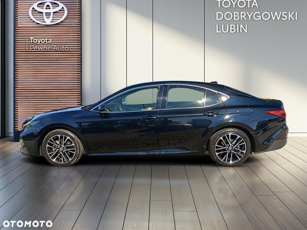 Toyota Camry - 2