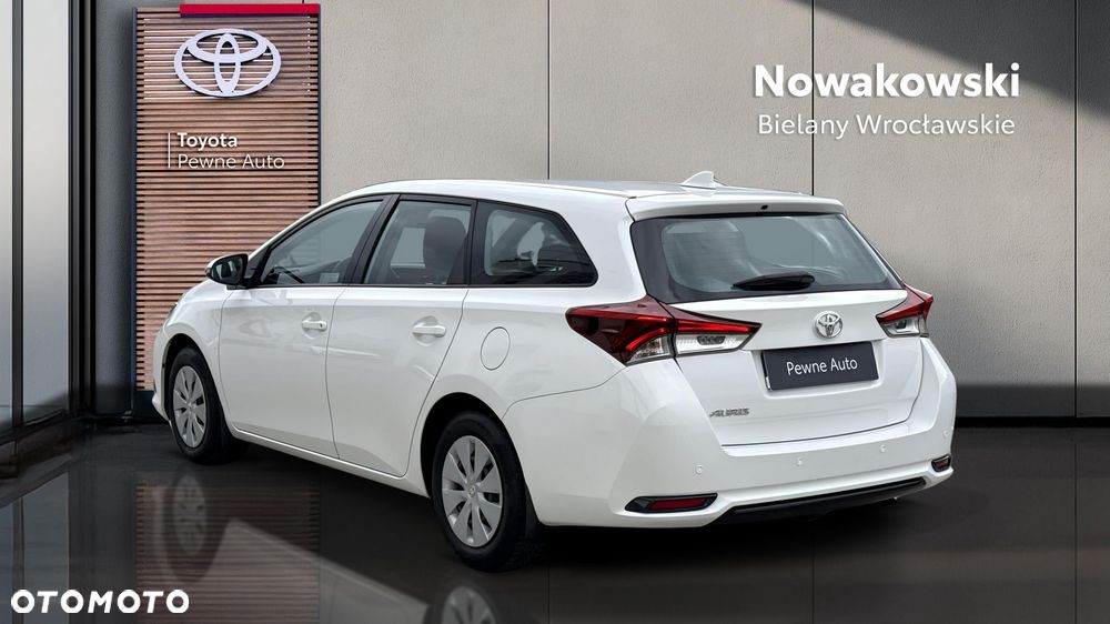 Toyota Auris 1.33 VVT-i Active - 3