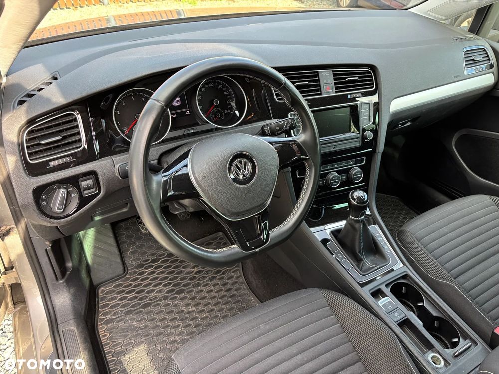 Volkswagen Golf 1.2 TSI BlueMotion Technology Cup - 13
