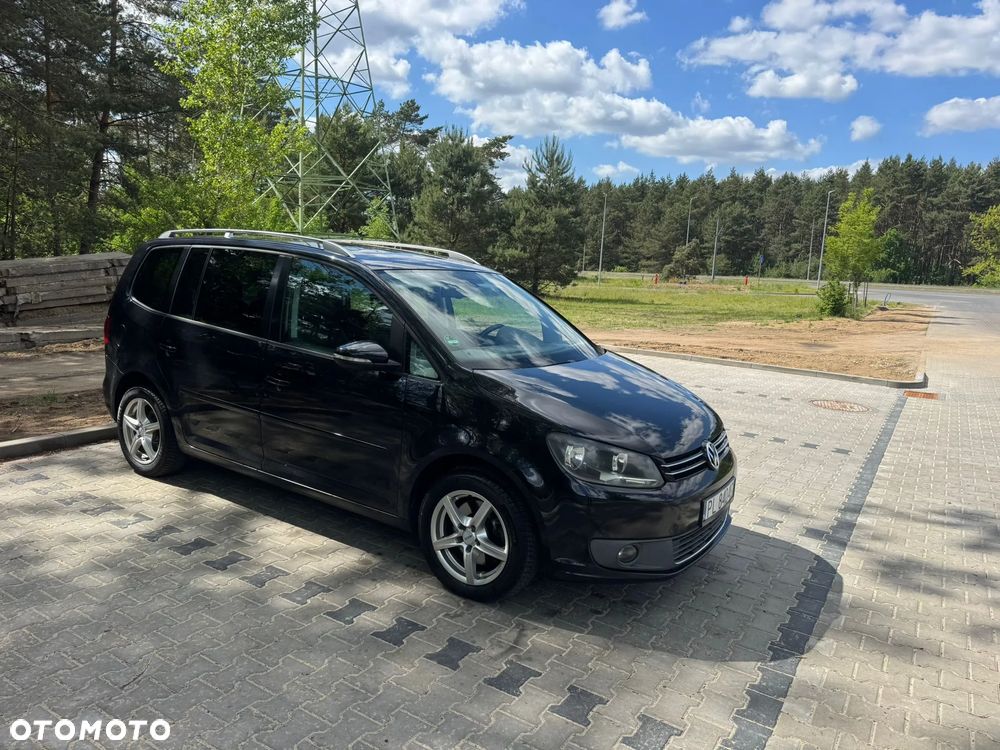 Volkswagen Touran 2.0 TDI Highline DSG - 2