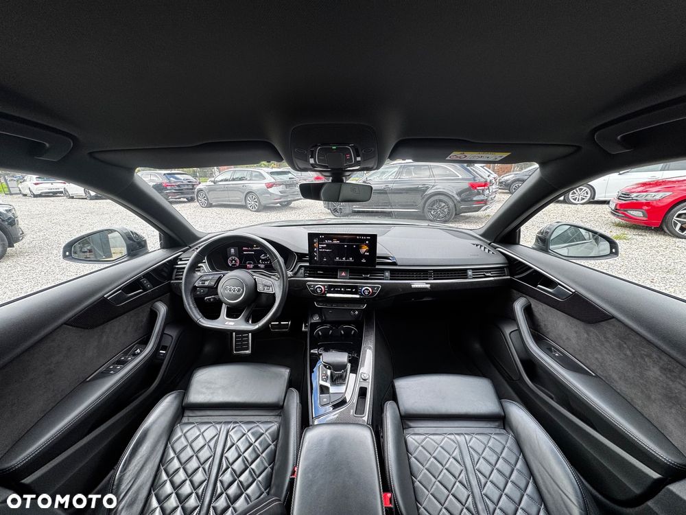 Audi A4 Avant 45 TDI quattro tiptronic S line - 31
