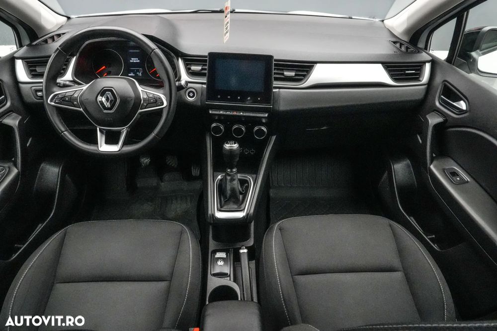 Renault Captur MHEV 140 Techno - 8