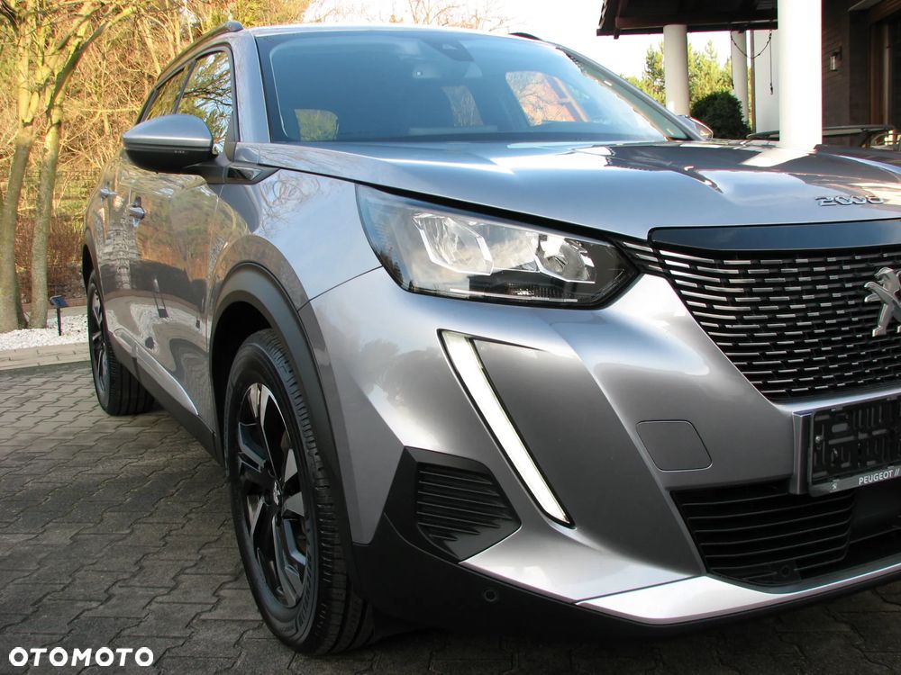 Peugeot 2008 1.5 BlueHDi Allure S&S - 12