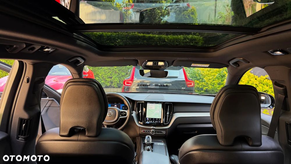 Volvo XC 60 B4 D AWD Ultimate Bright - 25