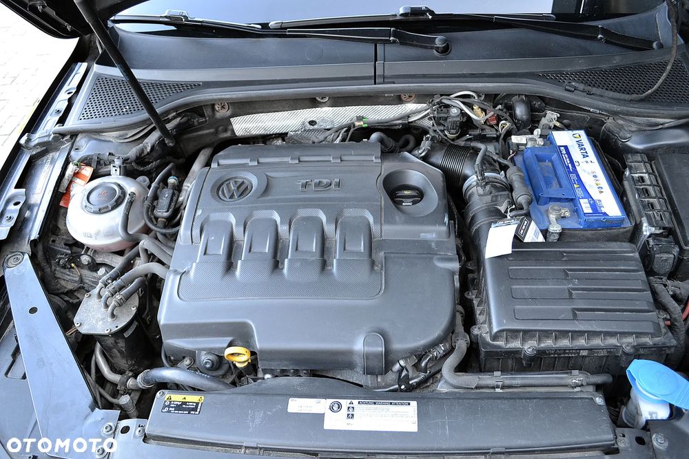 Volkswagen Passat 2.0 TDI BMT 4Mot Highline DSG - 20