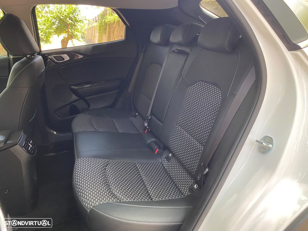 Kia XCeed 1.0 T-GDI Drive - 24