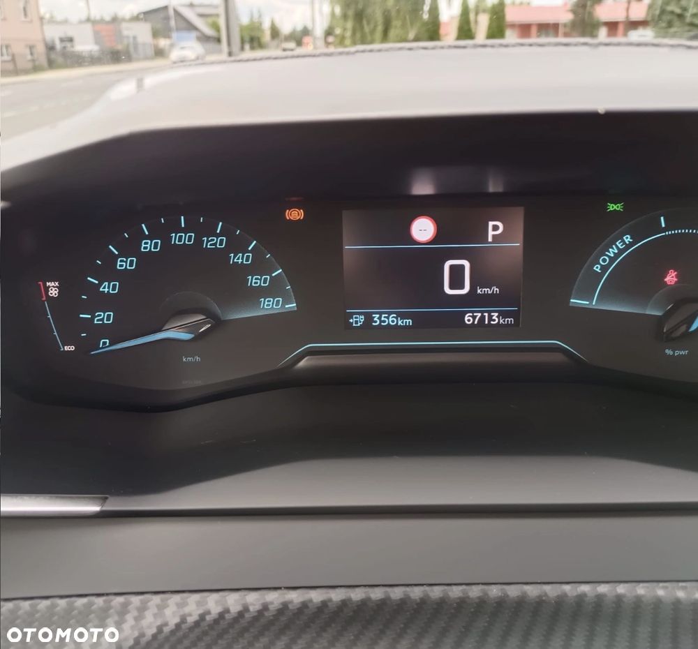 Peugeot 208 Elektromotor 136 Allure - 14